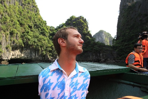 Nick Vujicic và chuyến tham quan thú vị tại Vịnh Hạ Long ảnh 2